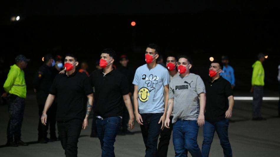 ¿Por qué los países aceptan recibir a los deportados de EEUU?