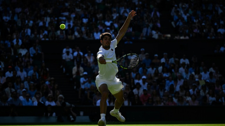 Wimbledon: Alcaraz sans pitié pour le Petit Poucet, Sabalenka passe aussi