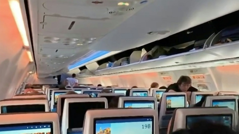 Netanyahu aponta doutrina&ccedil;&atilde;o 'islamista radical' de copiloto envolvido em incidente em voo para Israel