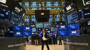 Wall Street ouvre en hausse, démarre l'année avec optimisme