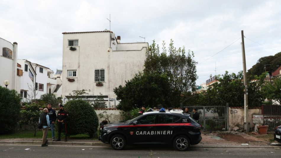 Auto eines bekannten italienischen Journalisten bei Bombenanschlag zerstört