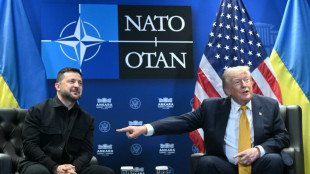 Presidente de Ucrania llega a EEUU en busca de apoyo de Trump