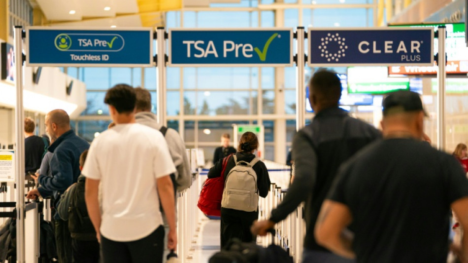 Paralisação do governo americano se aproxima do fim após votação no Senado