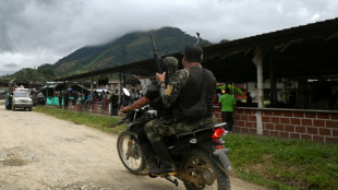 Más de 50 soldados colombianos retenidos por pobladores en una región de dominio guerillero