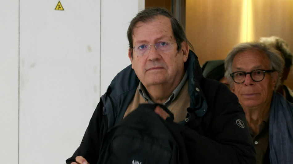 Au tribunal, deux ex-dirigeants du Canard enchaîné défendent la réalité de l'emploi d'une "souffleuse d'idées"