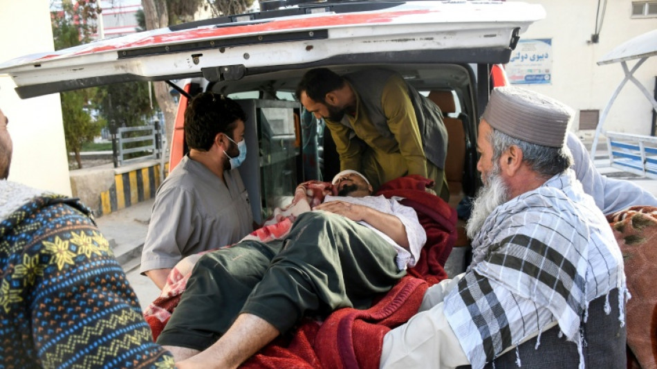 Al menos 20 muertos por potente terremoto en norte de Afganist&aacute;n