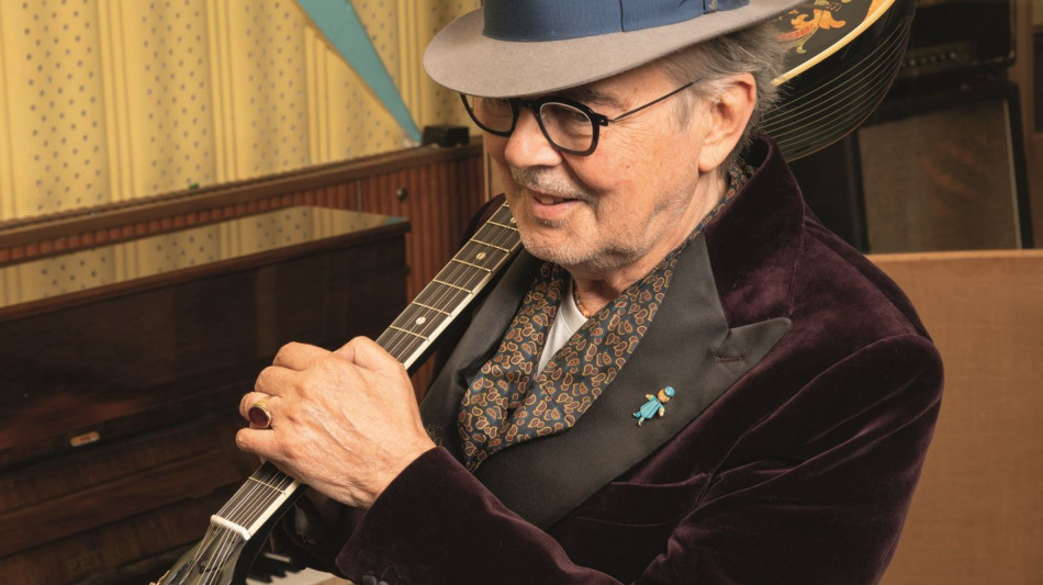 Mauro Pagani canta Crêuza de mä l'album scritto con De Andrè