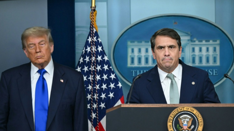 El vicefiscal general de EEUU se reunirá con la expareja y cómplice de Epstein