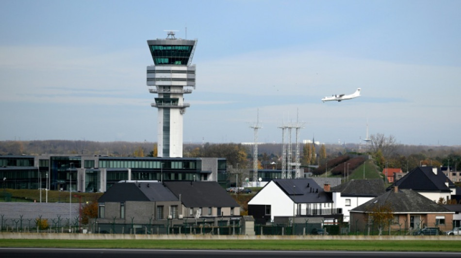 El avistamiento de un dron interrumpe por segunda vez en la semana el tr&aacute;fico a&eacute;reo en Bruselas