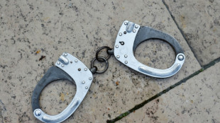 Zwei Festnahmen bei Durchsuchungen wegen Drogenhandels in gro&szlig;em Stil in Berlin