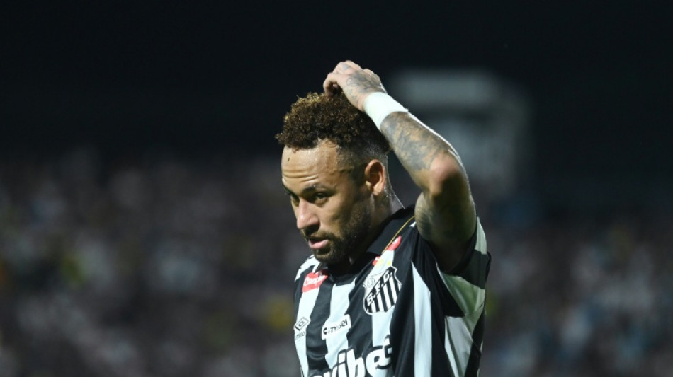 Neymar e Robinho Jr. fazem as pazes ap&oacute;s briga em treino