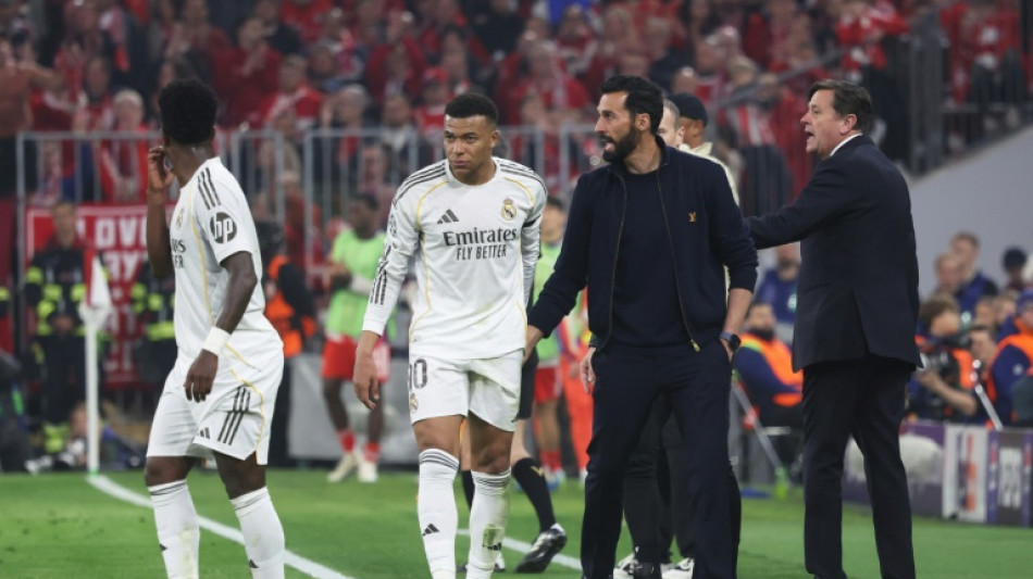 Arbeloa defende Mbapp&eacute; das cr&iacute;ticas: "Foi uma amea&ccedil;a constante &agrave; defesa advers&aacute;ria"