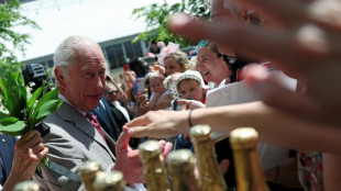 Los canadienses celebran visita del rey Carlos III ante amenazas de anexión de Trump
