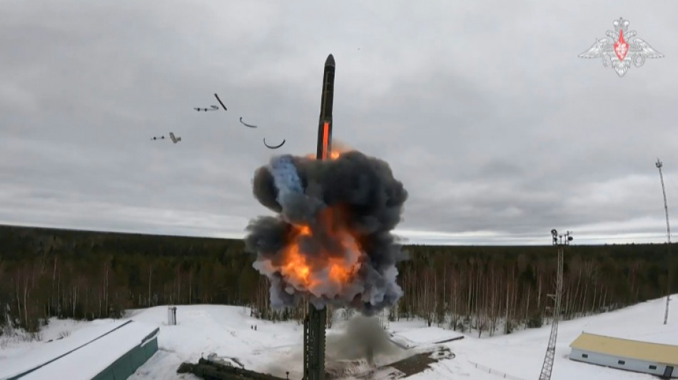 El mundo se enfrenta a una nueva carrera armamentística nuclear, advierte el SIPRI 