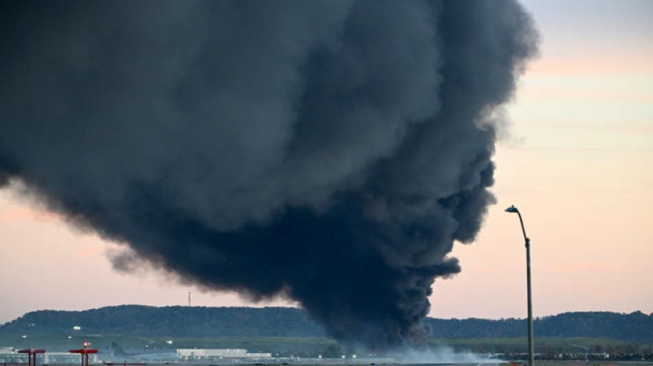 Au moins sept morts dans l'accident d'un avion-cargo aux États-Unis