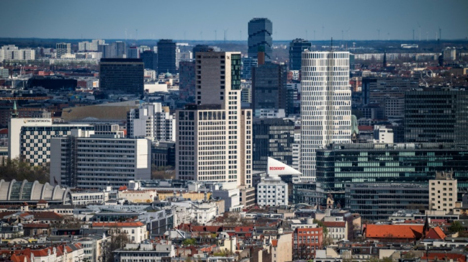 Harald-Juhnke-Platz in Berlin wird eingeweiht