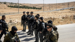 Israel impide a periodistas acceder al pueblo en Cisjordania de un director que ganó el Oscar